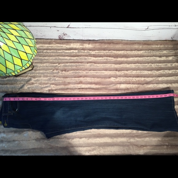 Seven7 Flare Leg Jeans Embellished Pockets Size 6 - Picture 5 of 8